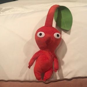 RED PIKMIN PLUSH FIGURE
